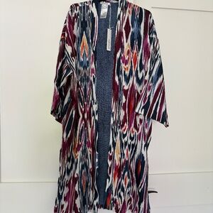 Silk cardigan /cover up with slit pockets